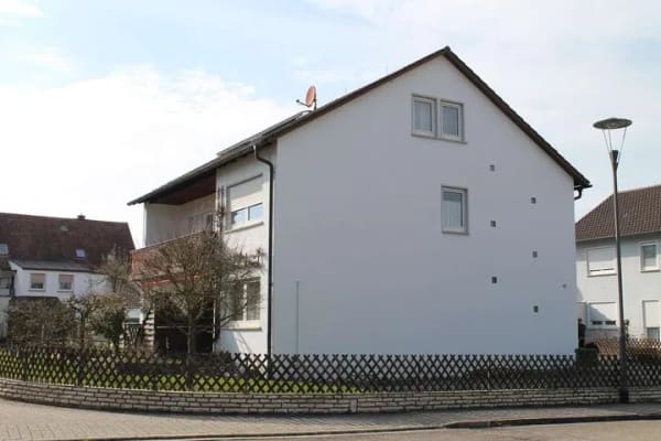 Immobilie in Wilburgstetten - Gepflegtes Zweifamilienwohnhaus in Wilburgstetten mit vielfältigen Nutzungsmöglichkeiten - Bild 1