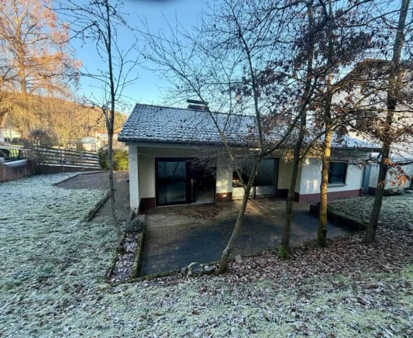Immobilie in Oberwiesen - Bungalow/EFH  mit Potential im Grünen mit Garage - Bild 3