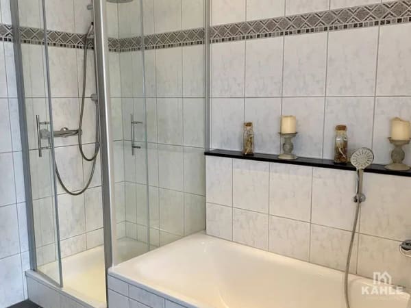 Immobilie in Sassenberg - Kaufobjekt: Großzügige, energetisch sanierte Wohnung im OG mit Kaminofen und Garage in Sassenberg - Bild 4