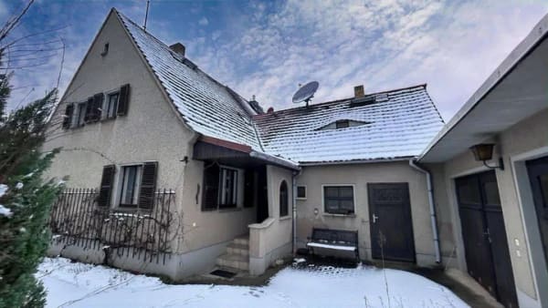 Immobilie in Weinböhla - Viel Platz für Ihre Visionen - Bild 1