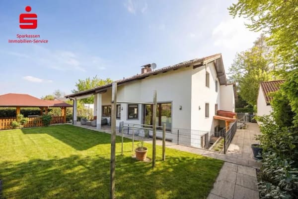 Immobilie in Baierbrunn - Exklusives Wohnen in Baierbrunn auf über 300 m²  - Bild 0