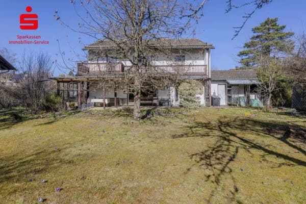Immobilie in Baierbrunn - Großzügig Wohnen im Münchner Süden - Einfamilienhaus mit 865 m² großem Grundstück - Bild 0