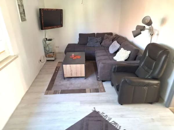 Immobilie in Bad Königshofen im Grabfeld - Liebhaberstück!!!  Drei Seiten Hof !! - Bild 3
