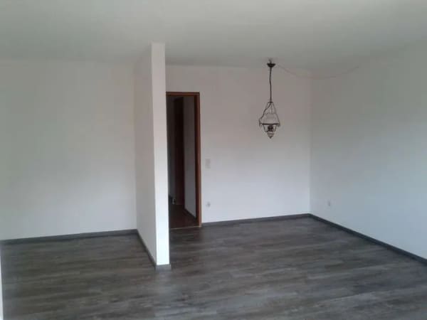 Immobilie in Sachsenheim - 1 - Zimmer Apartment mit Südbalkon - Bild 1