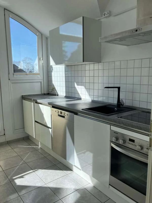Immobilie in Roetgen - Helle Wohnung mit großer Terrasse über den Dächern von Roetgen - Bild 4