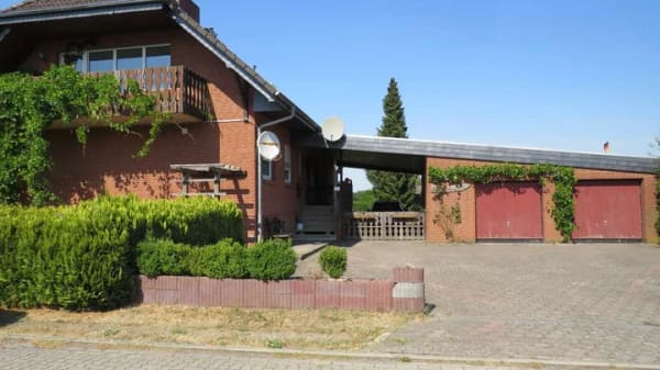 Immobilie in Winsen (Aller) - Im Ortsteil Meißendorf - Einfamilienhaus mit vermieteter Einliegerwohnung - Bild 1