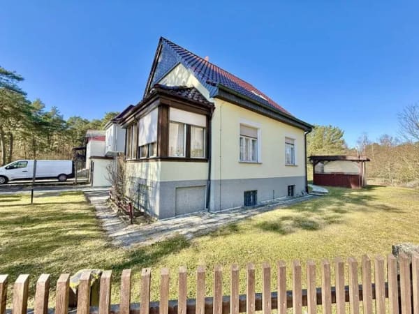 Immobilie in Lychen - Ihr neues Familiendomizil im Seenparadies Lychen – inklusive Vollkeller und Seenähe! - Bild 0