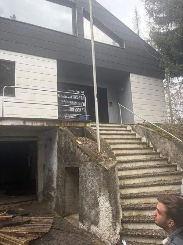Immobilie in Gemünden am Main - Ehemalige Villa mit unverbaubaren Bergblick  - Bild 1