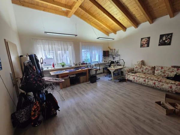 Immobilie in Ehingen - Ideale Kapitalanlage - Wohn- & Geschäftshaus mit Garten u. Garagen in Lentersheim - Bild 2