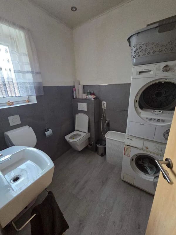 Immobilie in Ehingen - Ideale Kapitalanlage - Wohn- & Geschäftshaus mit Garten u. Garagen in Lentersheim - Bild 4
