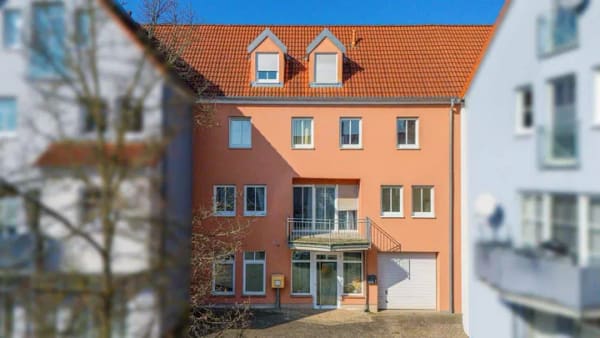 Immobilie in Himmelstadt - - Kapitalanleger aufgepasst! Einfamilienhaus inkl. kleiner Gewerbeeinheit in Himmelstadt zvk.- - Bild 0