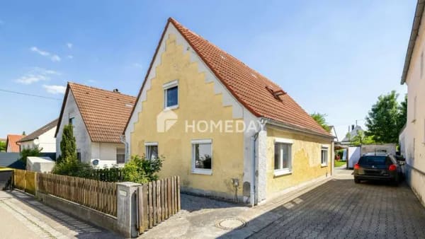 Immobilie in Geisenfeld - Solides Einfamilienhaus mit 4 Zimmern, Kamin, Garage & Garten wartet auf neue Ideen - Bild 2