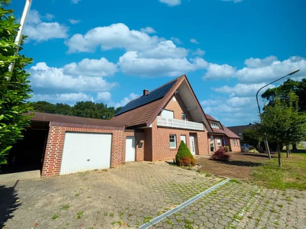 Immobilie in Haselünne - Zweifamilienhaus in Haselünne - Lahre - Bild 1