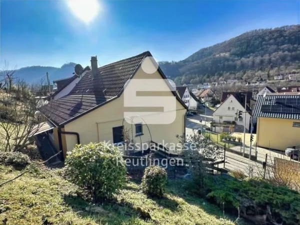 Immobilie in Lichtenstein - Wohnen in sonniger Aussichtslage am Albtrauf - Bild 0