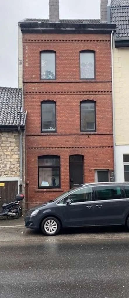 Immobilie in Stolberg - Investor oder Handwerker gesucht: Dreifamilienhaus mit zwei vermieteten Einheiten - Bild 0