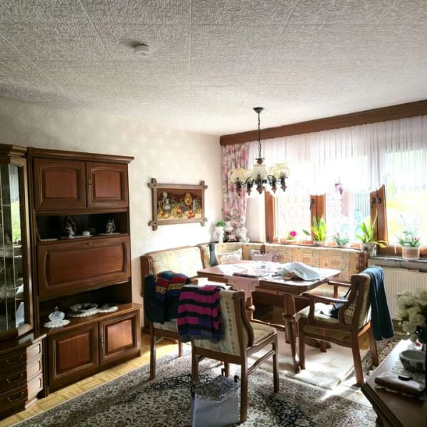 Immobilie in Püttlingen - Ein- bis Zweifamilienhaus in Sackgasse in Püttlingen-Köllerbach - Bild 3