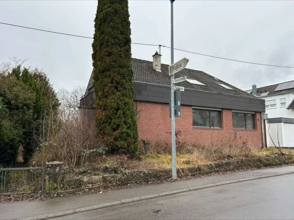 Immobilie in Kirchentellinsfurt - Einfamilienhaus mit 7 Zimmern und Doppelgarage in Kirchentellinsfurt - Bild 4