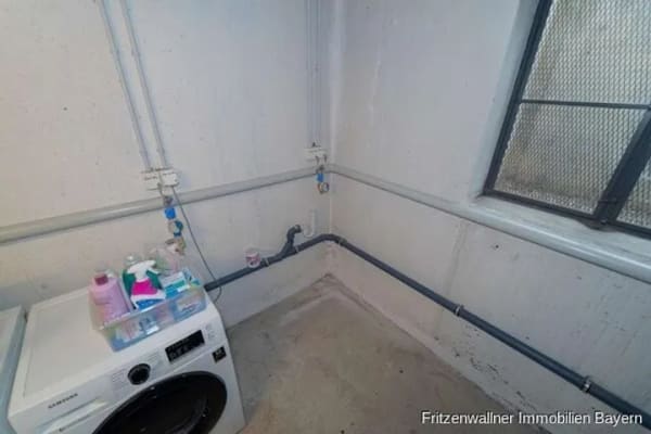 Immobilie in Weilheim in Oberbayern - „Einziehen & wohlfühlen: Renovierte 3-Zimmer-Wohnung mit Balkon-Duo“ - Bild 4