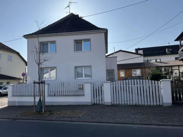 Immobilie in Gau-Odernheim - Einfamilienhaus mit Praxis  in Gau-Odernheim, Baujahr 1951 - Bild 3