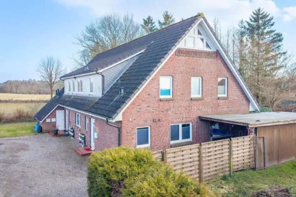 Immobilie in Jevenstedt - Solide Anlage: Massivbau aus Baujahr 2000, Faktor 16 - Bild 1