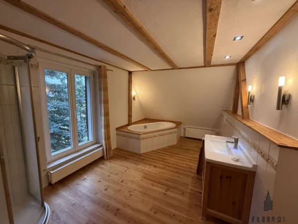 Immobilie in Glaubitz - **Bezugsfrei** Wohnen im Grünen: Freistehendes Einfamilienhaus mit Wintergarten und Terrasse - Bild 0