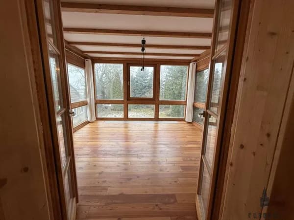 Immobilie in Glaubitz - **Bezugsfrei** Wohnen im Grünen: Freistehendes Einfamilienhaus mit Wintergarten und Terrasse - Bild 3