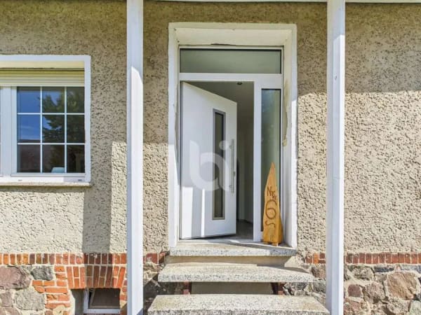 Immobilie in Gumtow - Einfamilienhaus, kernsaniert und offen für Träume, Kaminwärme und neue Kapitel - Bild 2