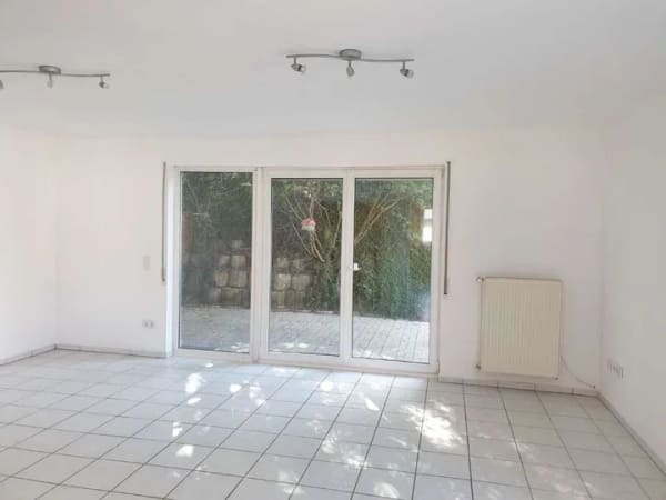 Immobilie in Queidersbach - Attraktives, vermietetes Reihenendhaus mit Garage und kleinem Grundstück – rentable Kapitalanlage - Bild 2