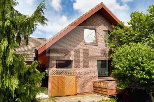 Immobilie in Ratekau - Ideales Zweifamilienhaus für Wohnen und Arbeiten! - Bild 0