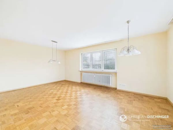 Immobilie in Obertraubling - Ruhe genießen, Garten erleben: Modernisiere 3-Zimmer-Wohnung mit Privatgarten - Bild 0