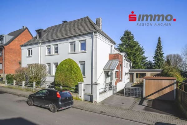 Immobilie in Aachen - Großteils bezugsfreies Immobilienensemble in Brander Bestlage mit traumhaften Grundstücken - Bild 0