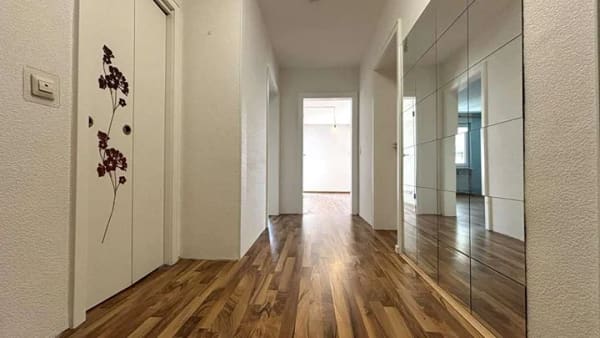 Immobilie in Stutensee - FREI! Gepflegte 3-Zimmerwohnung im Erdgeschoss mit Süd-Loggia und Garage in Blankenloch - Bild 3