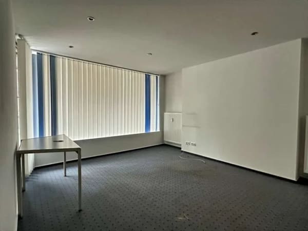 Immobilie in Creglingen - Renditestarkes Mehrfamilienhaus mit sieben Wohneinheiten und freier Büroeinheit - Bild 2
