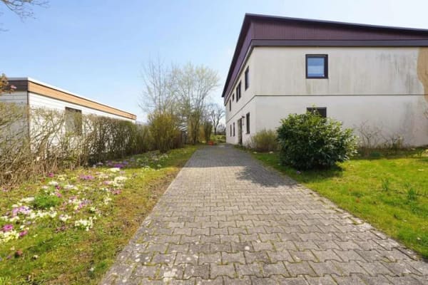 Immobilie in Kirchberg an der Jagst - Stilvolles Familienanwesen mit viel Platz und flexiblen Nutzungsmöglichkeiten - Bild 2