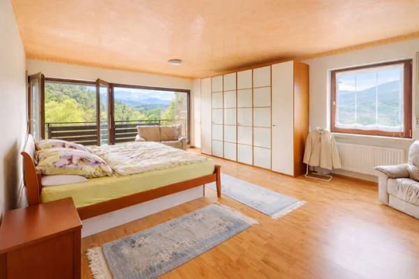 Immobilie in Aßlar - Großzügiges Einfamilienhaus mit Indoor-Pool, Sauna in traumhafter LAGE von Aßlar!! - Bild 3