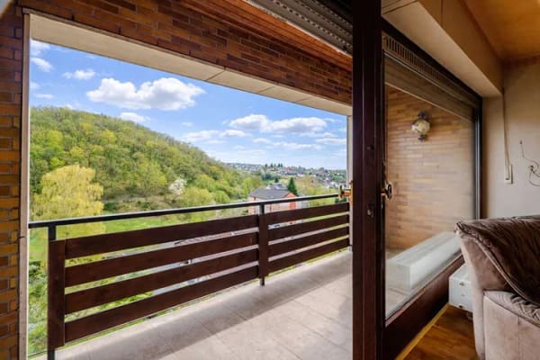 Immobilie in Aßlar - Großzügiges Einfamilienhaus mit Indoor-Pool, Sauna in traumhafter LAGE von Aßlar!! - Bild 4