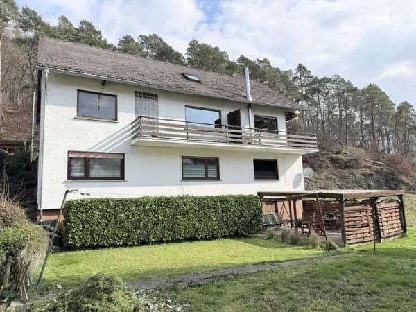 Immobilie in Dahlheim - Solides Wohnhaus mit 2 Wohneinheiten und weitläufigem Gartenparadies - Bild 4