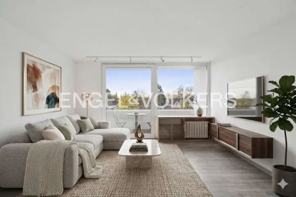 Immobilie in Bad Homburg vor der Höhe - Panoramablick über Bad Homburg: Sanierte Wohnung in Bestlage - Bild 0