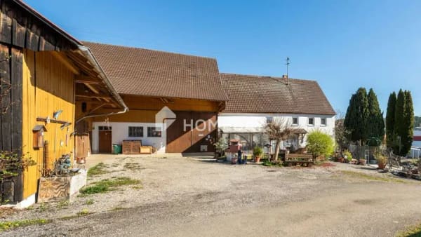 Immobilie in Krumbach (Schwaben) - Charmantes Bauernhaus mit großzügigem Grundstück und vielseitigen Nutzungsmöglichkeiten - Bild 0