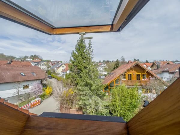 Immobilie in Dettenhausen - Großzügige Doppelhaushälfte mit Einliegerbereich und Wintergarten - Bild 4
