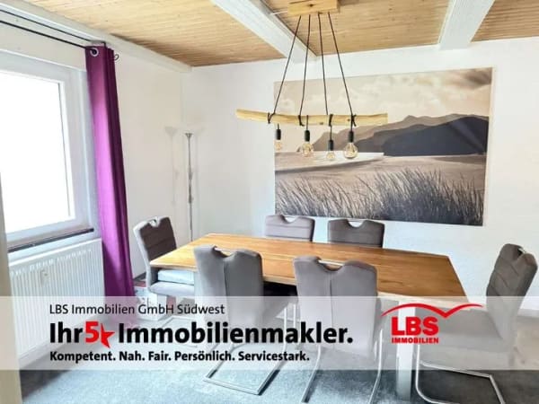 Immobilie in Ettlingen - Idyllisches Haus mit Balkon und großem Garten in Ettlingen - Bild 3