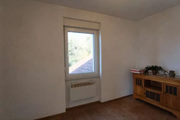 Immobilie in Lobbach - Familienfreundliches Anwesen mit 
Doppelgarage, Stall- und Scheune - Bild 4