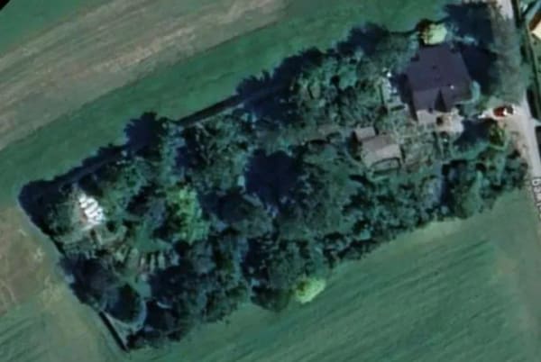 Immobilie in Waldachtal - Maklerfrei, Einfamilienhaus mit EL, 255qm mit 3966qm Garten, ruhige Ortsrandlage,EKl A+, Bj 2013 - Bild 1