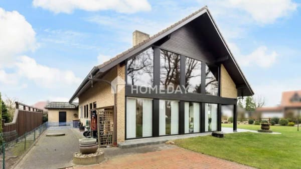 Immobilie in Großenkneten - Ihr Zuhause mit viel Charme, Gallerie-Wohnzimmer, Garage & wunderschönem Garten | Ahlhorn - Bild 0
