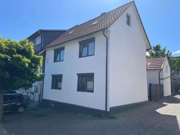 Immobilie in Hammersbach - Saniertes Einfamilienhaus: Energieeffizienz und Charme in Hammersbach - Bild 0