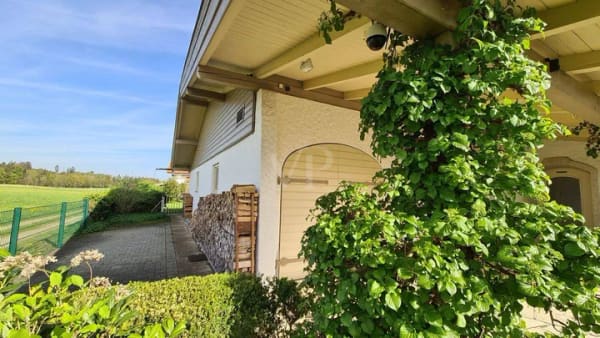 Immobilie in Breitbrunn am Chiemsee - Großzügiges Familienrefugium in herrlich ruhiger Lage - Bild 3