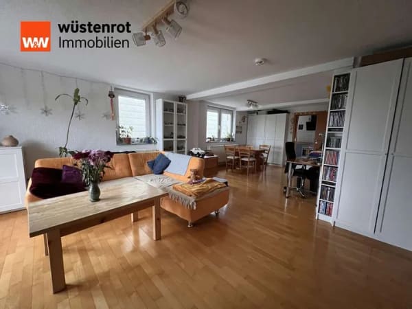 Immobilie in Bad Boll - Ruhige und schöne 3,5-Zimmer-Wohnung in Bad Boll mit Balkon,  Einbauküche und Stellplatz - Bild 0