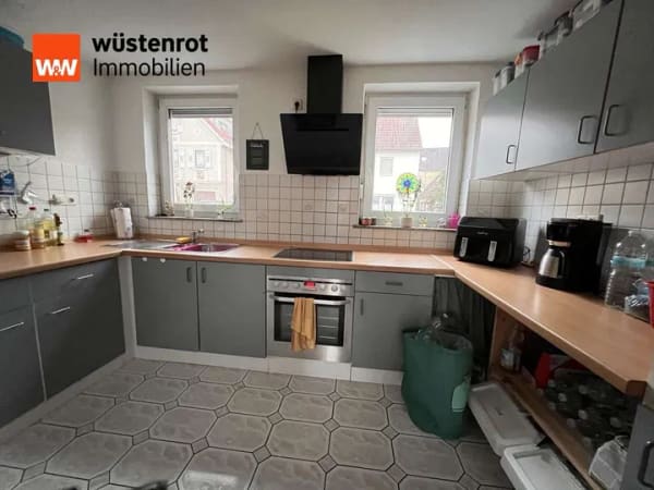 Immobilie in Bad Boll - Ruhige und schöne 3,5-Zimmer-Wohnung in Bad Boll mit Balkon,  Einbauküche und Stellplatz - Bild 3
