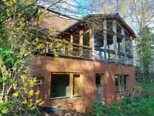 Immobilie in Bad Münder am Deister - Charmantes Einfamilienhaus in idyllischer Lage von Bad Münder mit eigener Wasserquelle - Bild 2