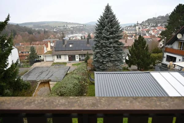 Immobilie in Bad Salzschlirf - Komfortables Wohnen über den Dächern von Bad Salzschlirf - Bild 0